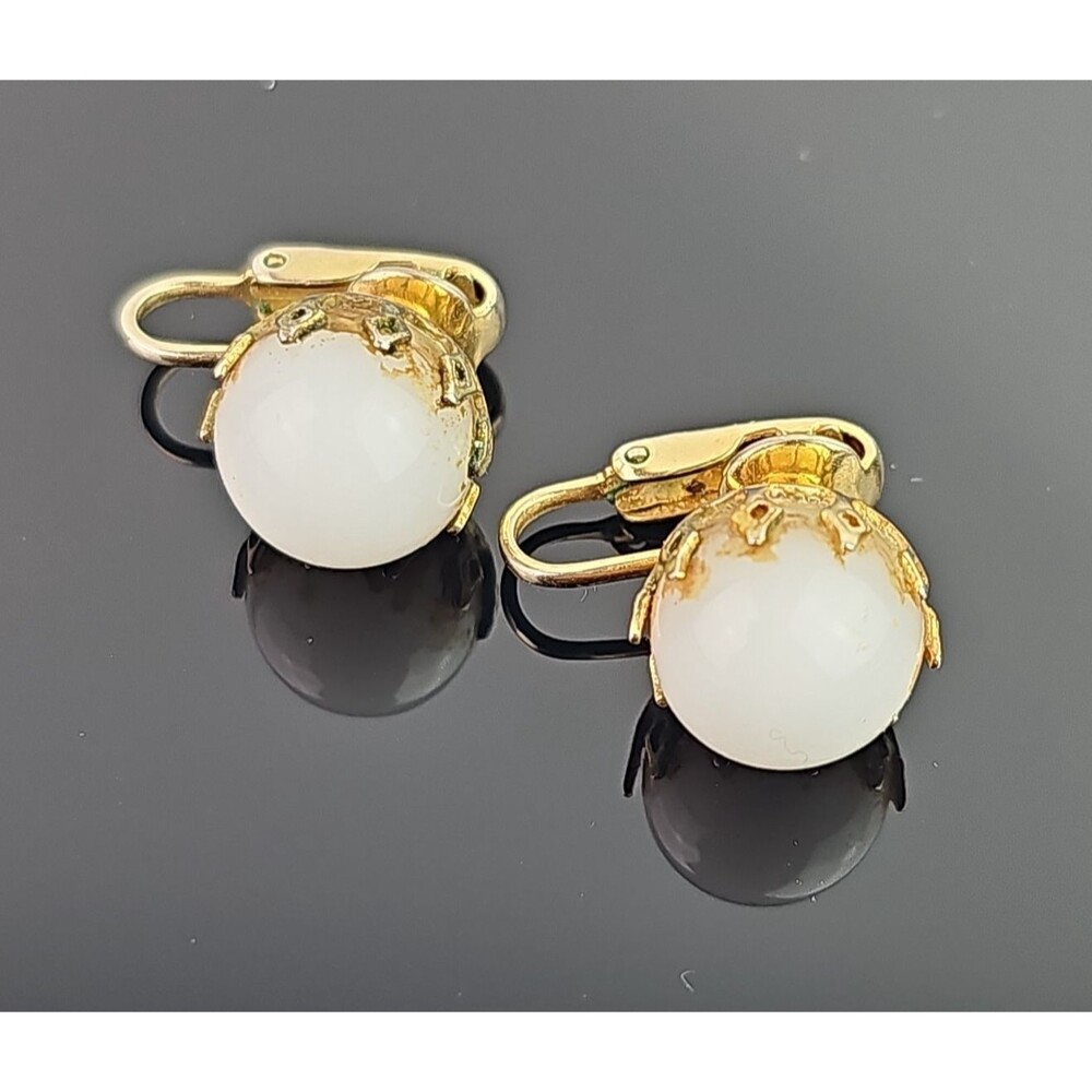 Vintage Castlecliff Gold Tone Faux Pearl Clip On Earrings Mid Century Read
